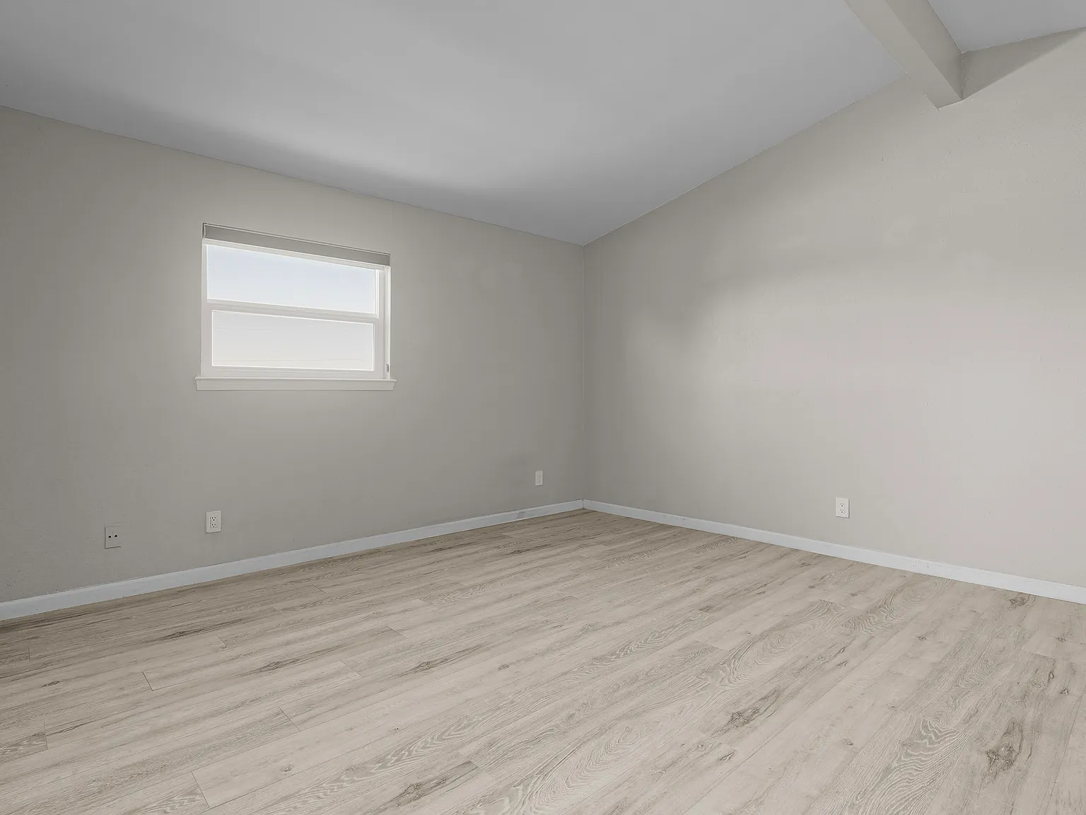 3 bed, 1219 sqft, $1,850 — Photo 4