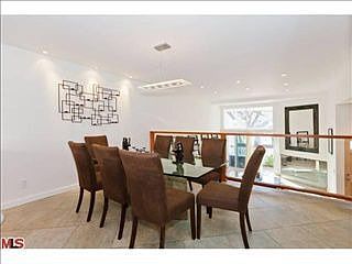 5th image of 1592 Palisades Dr