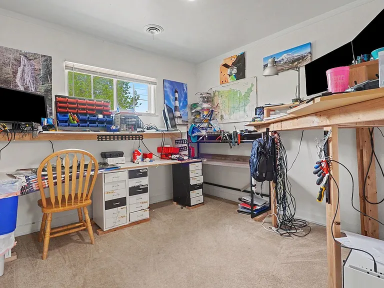 605 S Harlan St — Photo 15