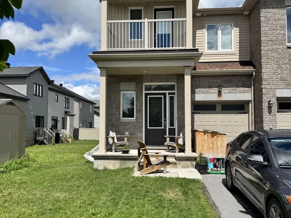 1162 Beckett Cres, Ottawa, ON K2S 0Z2