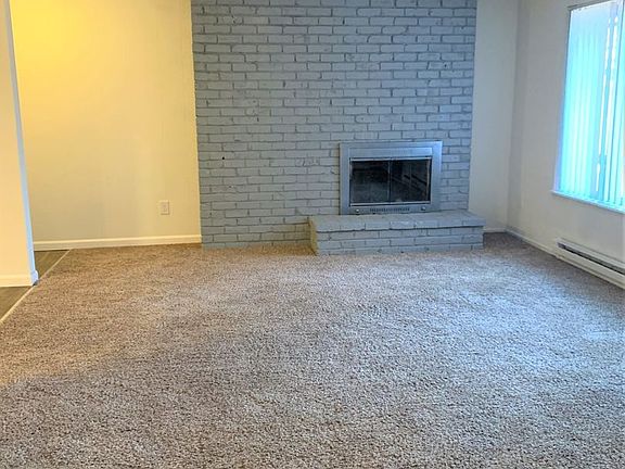 3rd image of 3408 E 18th St APT I