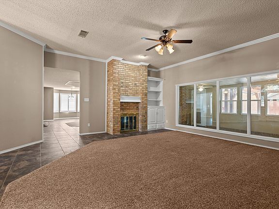2nd image of 4001 88th St