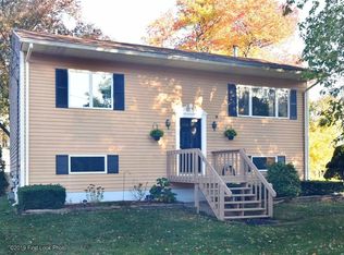 36 Joaquin Ct, West Warwick, RI 02893