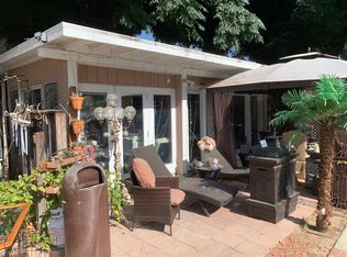 20357 Runnymede St, Winnetka, CA 91306