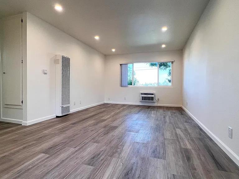 6452 Orange Ave #2 — Photo 1