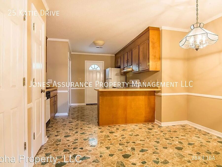 1st image of 25 Katie Dr