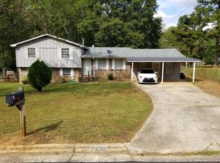 7235 Chilton Ln, Riverdale, GA 30296