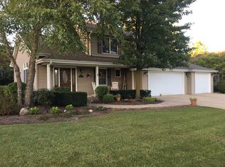 1215 Berkley Rd, Lake Zurich, IL 60047