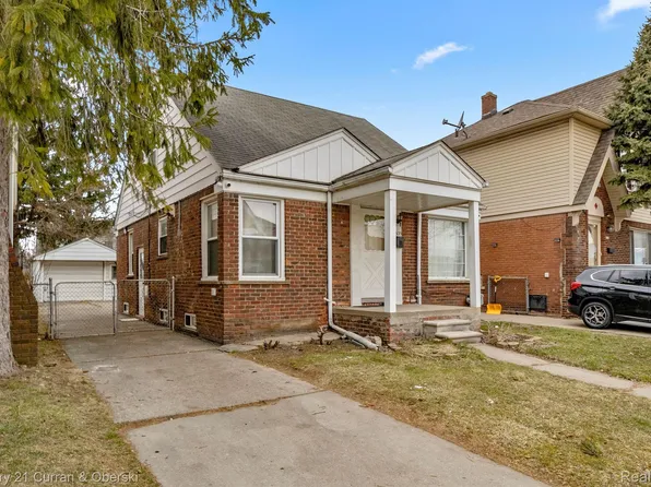 6635 Yinger Ave, Dearborn, MI 48126