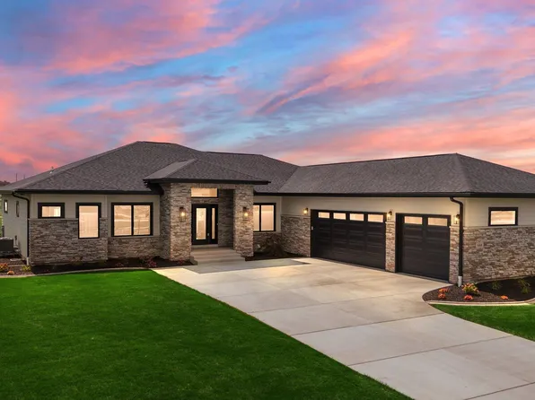 444 Donna Dr, Munster, IN 46321