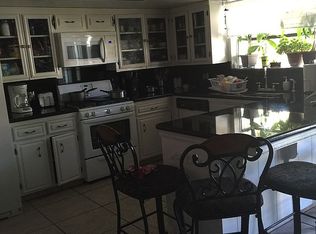 6104 Summerfield Dr, Bakersfield, CA 93313