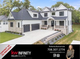6005 Woodward Ave, Downers Grove, IL 60516