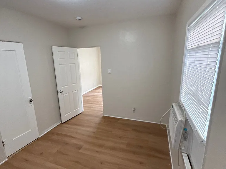 946 E Nocta St — Photo 6