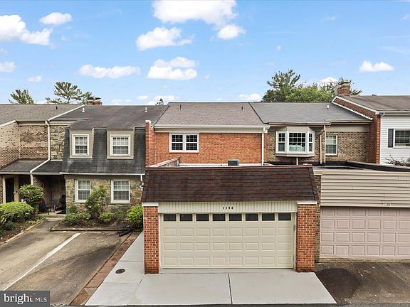 2nd image of 1129 Moorefield Hill Ct SW