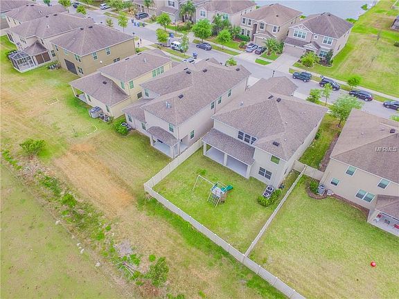 3rd image of 10706 Pictorial Park Dr