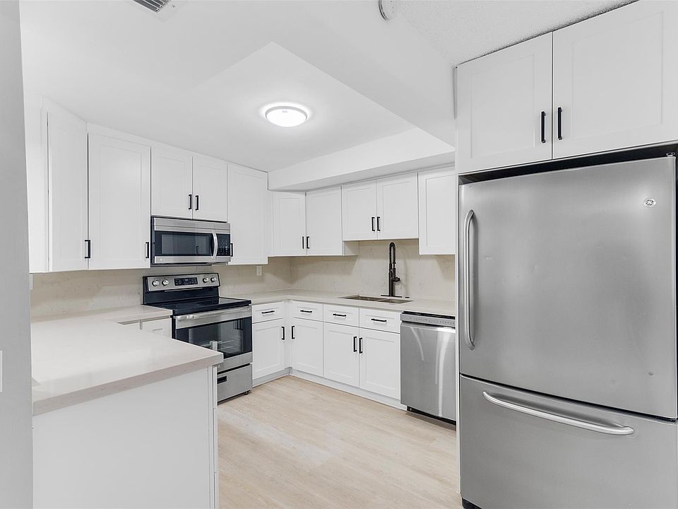 1st image of 3581 NW 39th Avenue