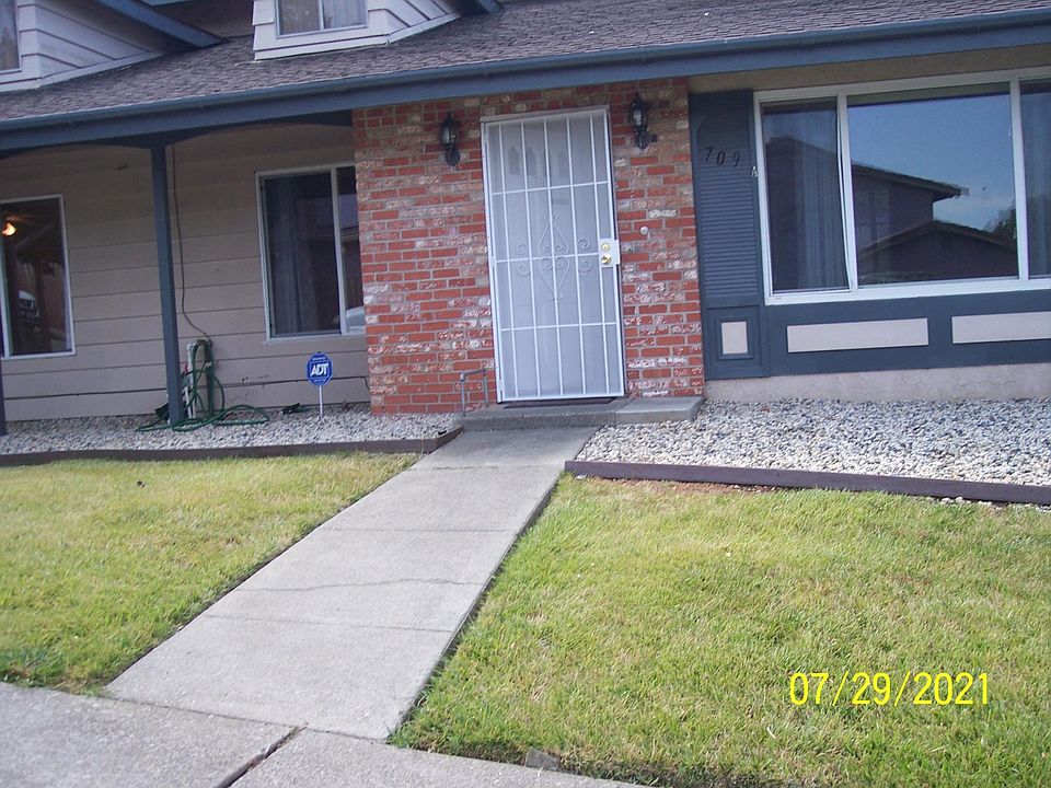 1st image of 709 Pope Dr APT C