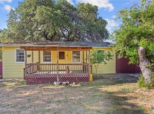 257 Scenic Hills Dr, Canyon Lake, TX 78133