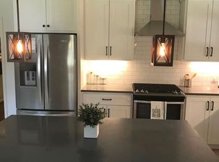 7122 Hendon Ln, Houston, TX 77074