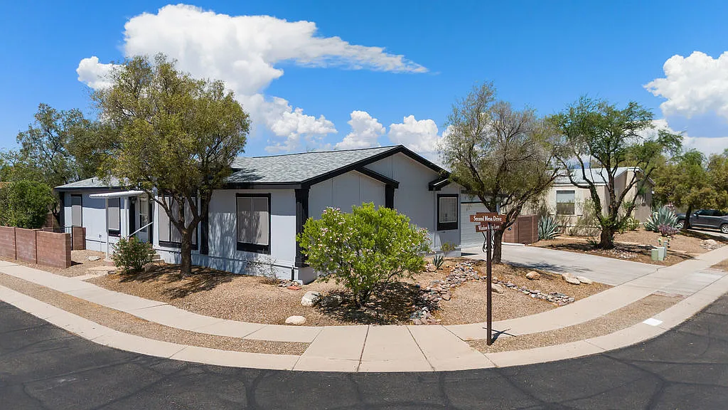3 bed, 1792 sqft, $1,950 — Photo 3