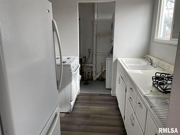 4th image of 3710 14th Street Dr