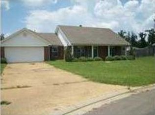 909 Oakwood Cv, Pearl, MS 39208