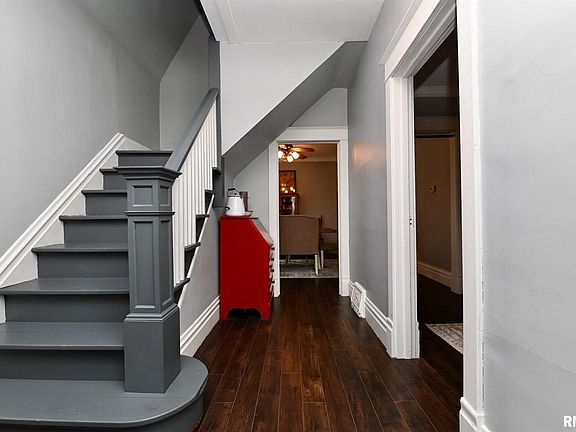 4th image of 4201 S Ricketts Ave