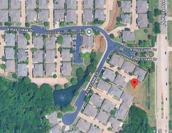2nd image of 3924 Villas Creek Ct #4