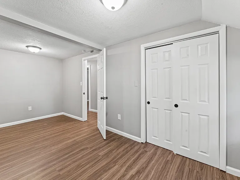 33020 W 82nd St — Photo 16