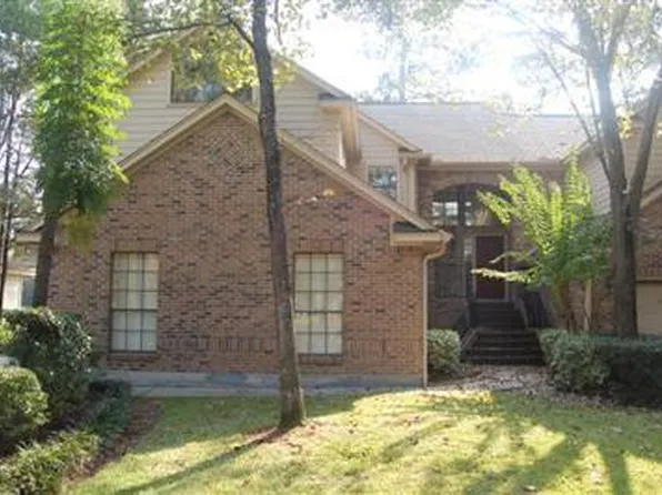 38 Fairway Oaks Place, The Woodlands, TX 77380