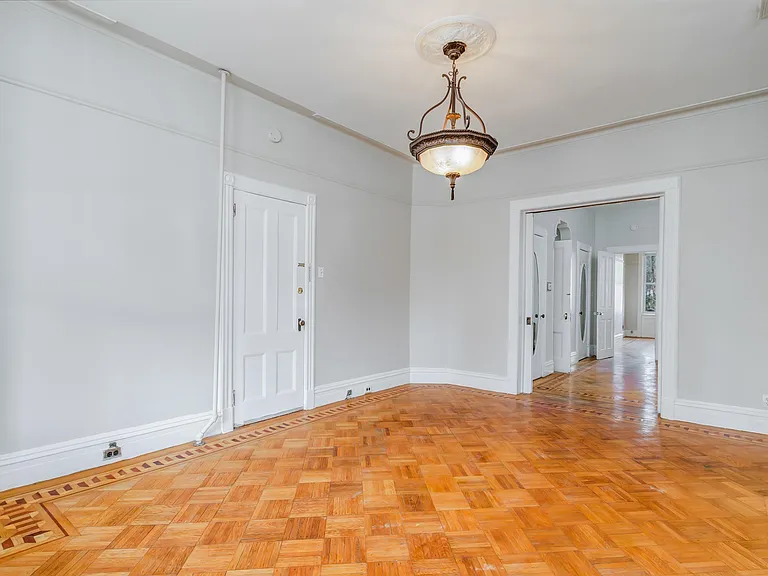 100 Clerk St #1 — Photo 2