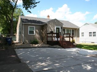 918 E Hanson Ave, Mitchell, SD 57301