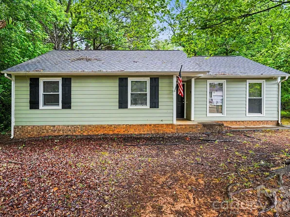 10107 Cromarty Ln, Mint Hill, NC 28227