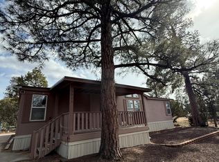 3515 Timberlake Dr, Overgaard, AZ 85933