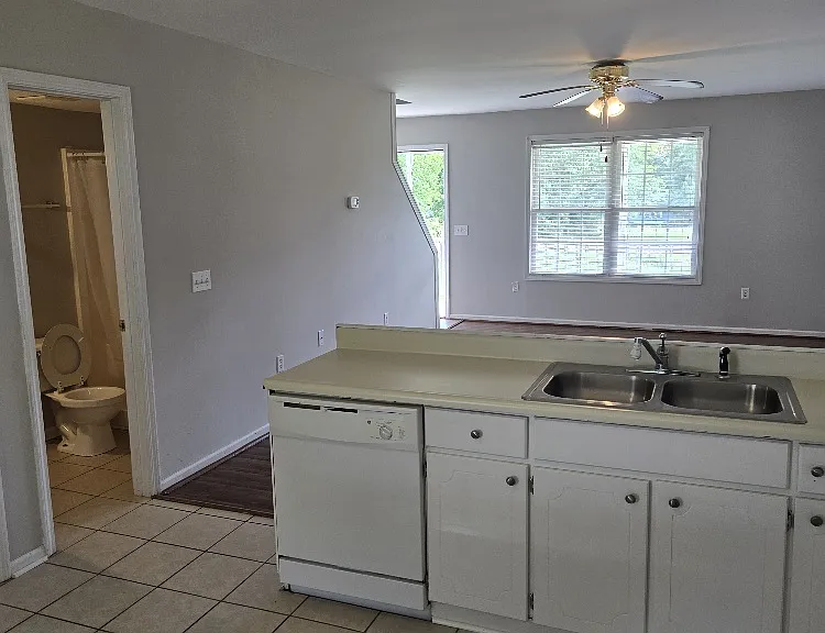 2103B Easley Hwy — Photo 6
