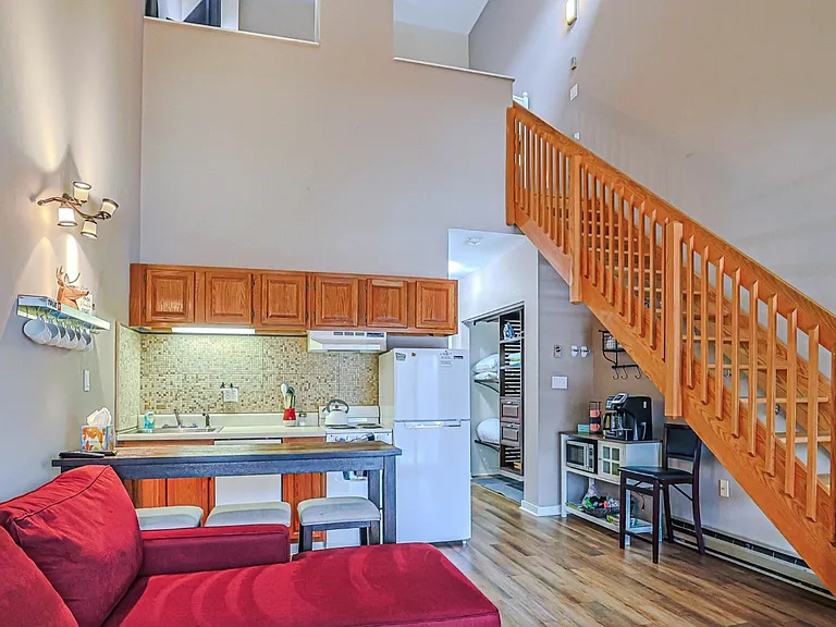 36 Lodge Rd — Photo 1