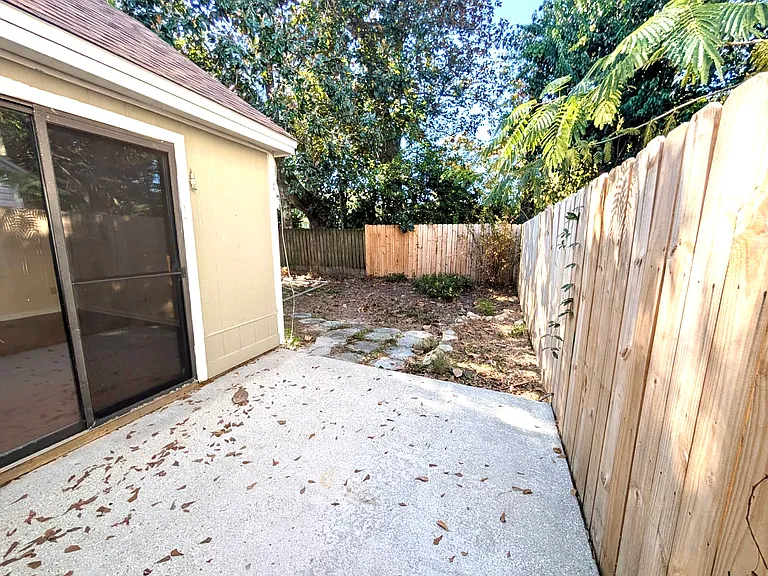 1736 Augustine Pl — Photo 13