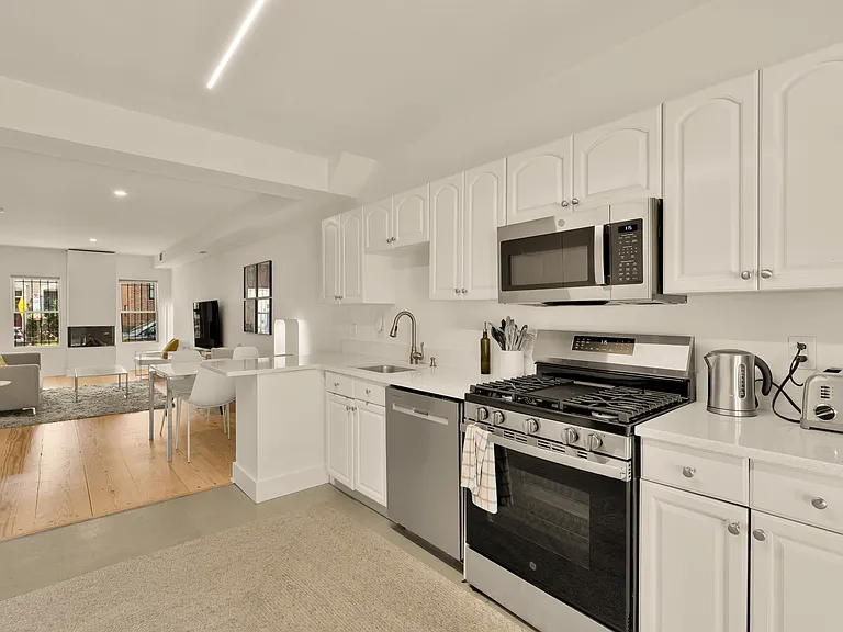 1608 5th St NW — Photo 12