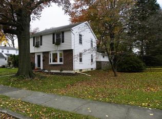 318 Laurel Ave, Lititz, PA 17543