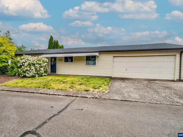 935 Genie Ct SE, Salem, OR 97306