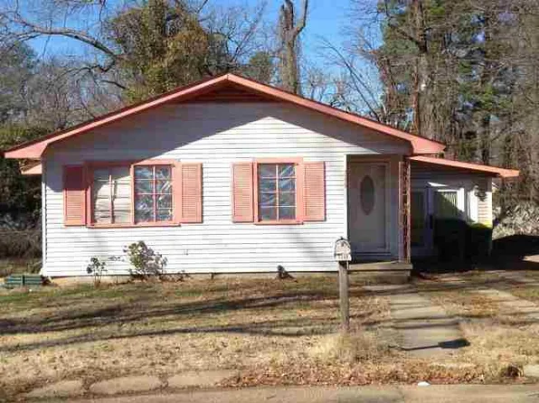 3335 Moore Dr, Texarkana, TX 75503