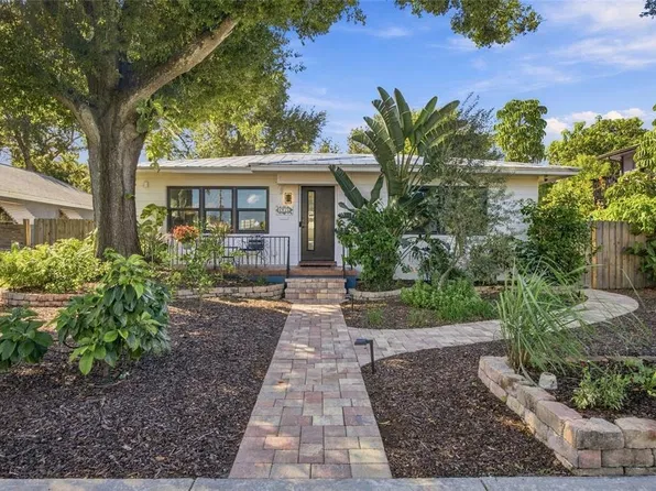 1926 BURLINGTON AVENUE N, ST PETERSBURG, FL 33713
