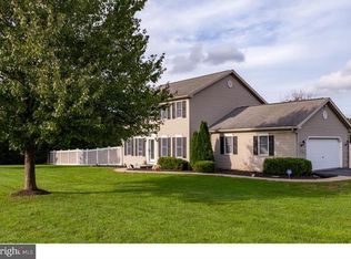 10 Scarlett Oaks Cir, Honey Brook, PA 19344