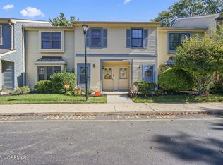62 Inverness Ct, Aberdeen, NJ 07747