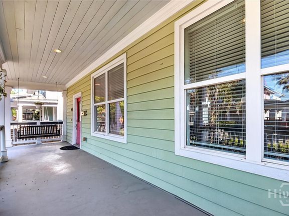 4th image of 522 E 40th Street