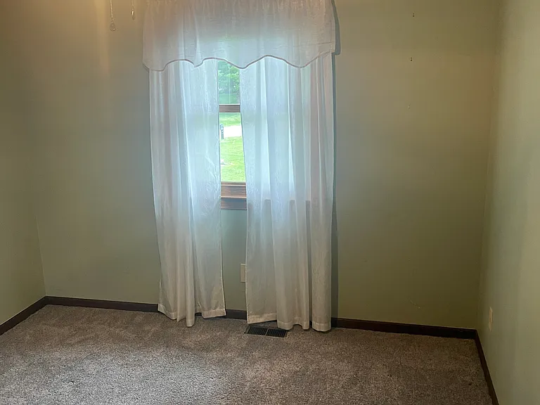 8455 Lehman Rd — Photo 10