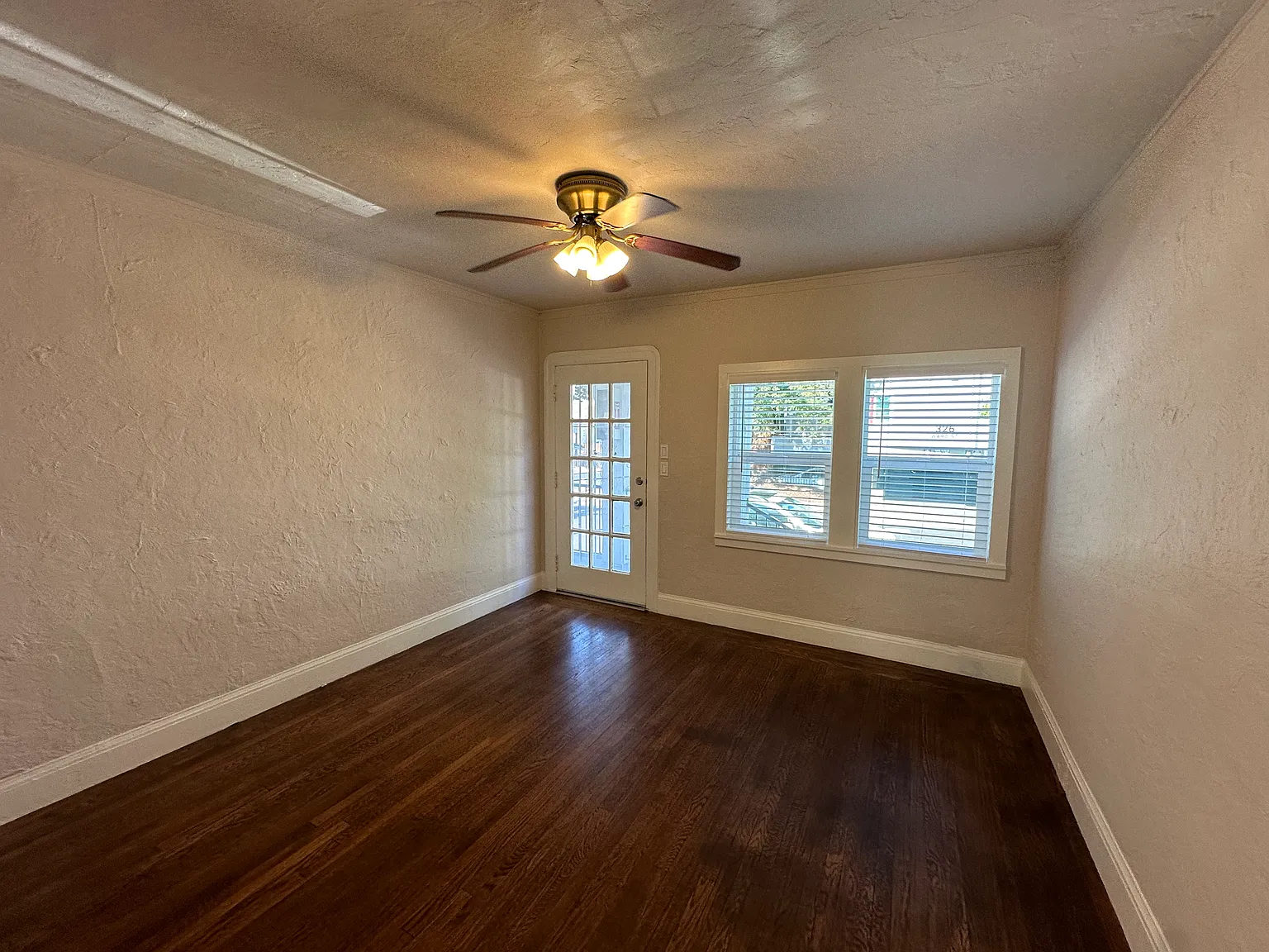 802 Richardson St — Photo 4