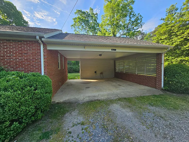 Carport