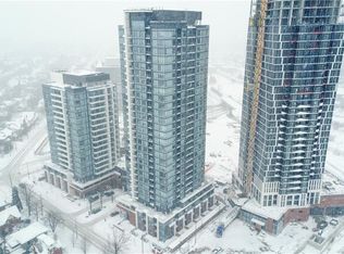 15 Wellington St NW #2705, Kitchener, ON