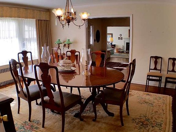 4th image of 145 Cromwell Cir